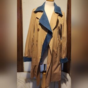 Chic Trenchcoat